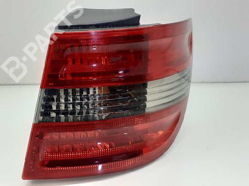 Used Right taillight MERCEDES-BENZ B-CLASS Sports Tourer (W245) [2005-2011]  8212640