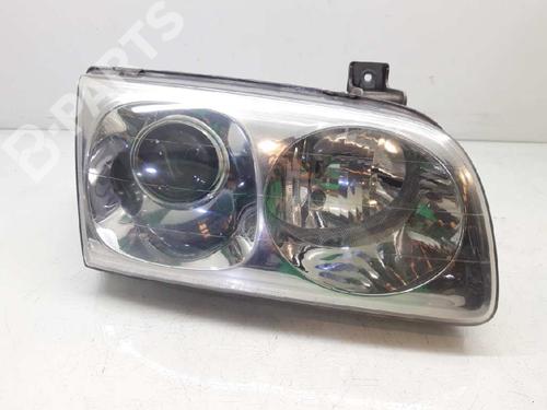 Used Right headlight HYUNDAI TRAJET (FO) 2.0 (136 hp) 8223668
