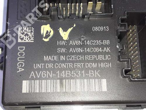 Used Comfort control module Comfort control module FORD C-MAX II (DXA/CB7, DXA/CEU) 1.0 EcoBoost (125 hp) 8351884 8351884