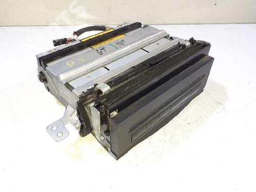 Used Radio MERCEDES-BENZ R-CLASS (W251, V251) R 320 CDI 4-matic (251.125) (211 hp) 8517436