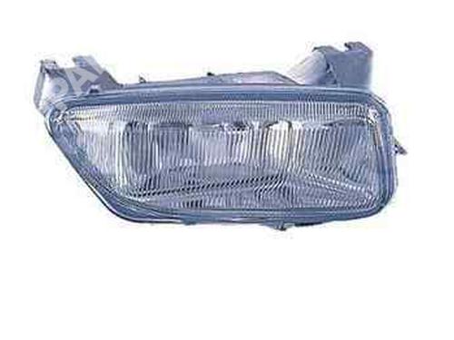 Used Left front fog light CITROËN SAXO (S0, S1) [1996-2004]  8537063