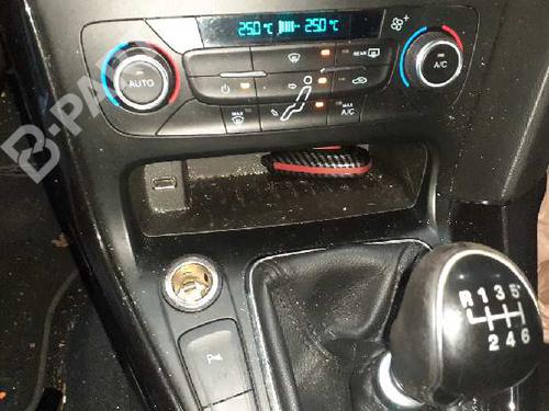 Engine control unit (ECU) FORD FOCUS III 1.5 TDCi | BP8626962M57 