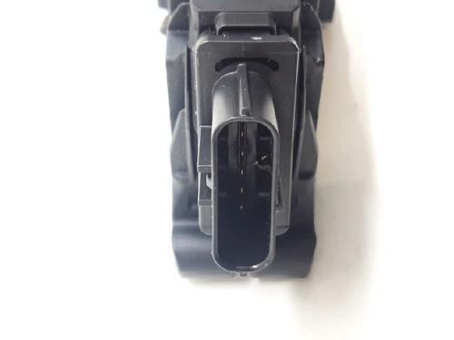 Used Pedal SEAT ATECA (KH7, KHP) 2.0 TDI (150 hp) 8695675