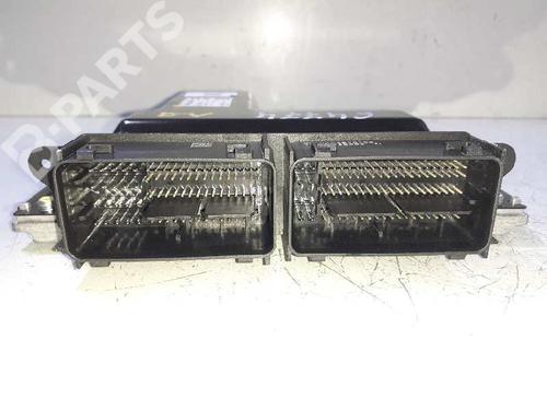 Engine control unit (ECU) VOLVO V60 I (155) D3 (150 hp) 8728560