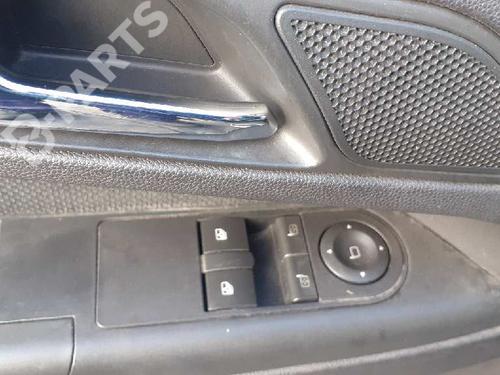 Right mirror OPEL ZAFIRA / ZAFIRA FAMILY B (A05) 1.9 CDTI (M75) | BP9094062C27 