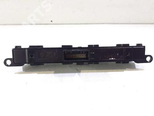 Switch RENAULT MEGANE IV Hatchback (B9A/M/N_) 1.2 TCe 130 (B9MR) | BP8903632I30 
