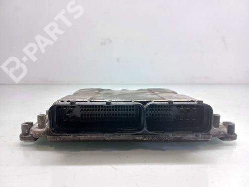 Used Engine control unit (ECU) CHRYSLER VOYAGER IV (RG, RS) 2.8 CRD (150 hp) 8949706