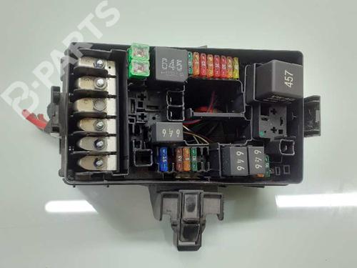 Fuse box VW GOLF VII (5G1, BQ1, BE1, BE2) 1.6 TDI | BP8949724E1 