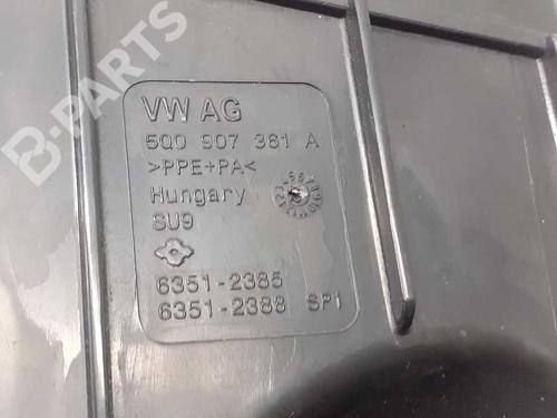 Fuse box VW GOLF VII (5G1, BQ1, BE1, BE2) 1.6 TDI | BP8949724E1 