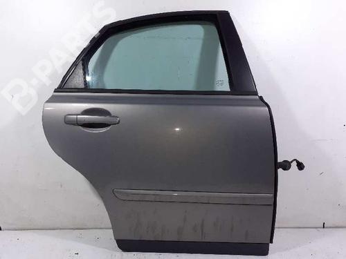 Used Right rear door VOLVO S40 II (544) 2.4 (140 hp) 9077543
