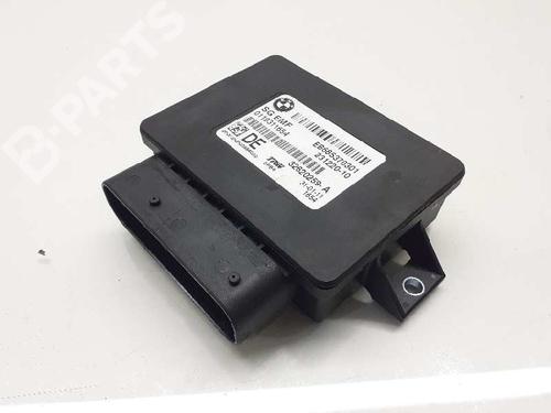 Used Electronic module BMW 5 Touring (F11) 520 d (163 hp) 9077621