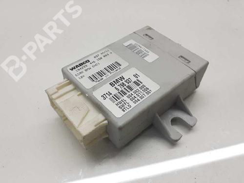 Used Electronic module BMW 5 Touring (F11) 520 d (163 hp) 9077623