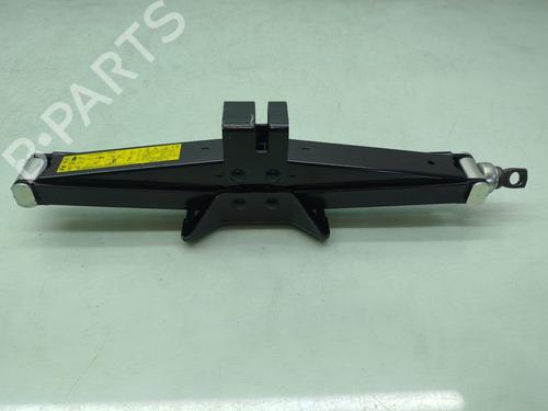 Used Jack Kit HYUNDAI TUCSON (TL, TLE) 1.7 CRDi (116 hp) 30288132