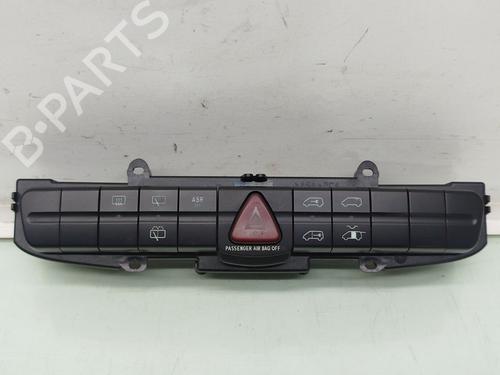 Used Switch Switch MERCEDES-BENZ VITO / MIXTO Van (W639) 115 CDI 4x4 (639.601, 639.603, 639.605) (150 hp) 35953630 35953630