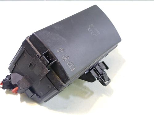 Zekeringkast AUDI Q3 (F3B) 35 TFSI (150 hp) 29596299