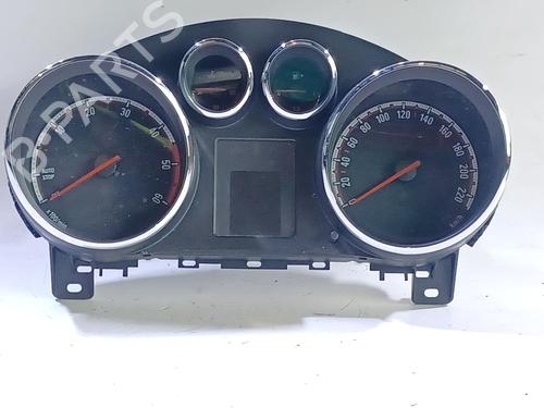 Used Instrument cluster OPEL MERIVA B MPV (S10) 1.6 CDTI (75) (110 hp) 19328662