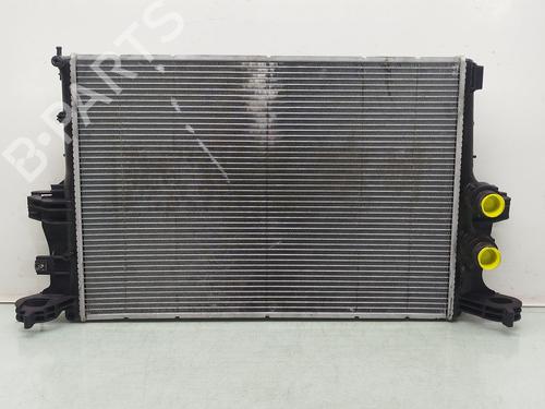Used Water radiator Water radiator 36323332 36323332