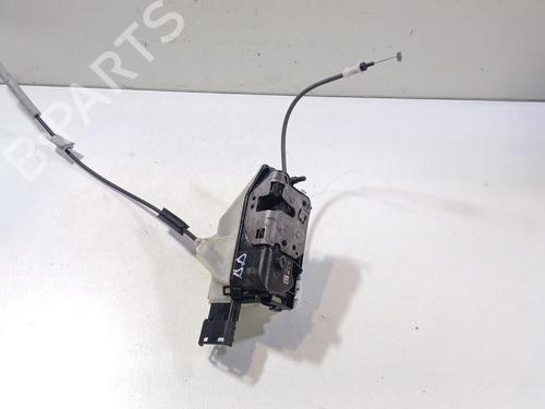 front-right-lock-peugeot-expert-van-v_-2016-34568220 main image