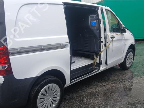 Gebruikte MERCEDES-BENZ VITO Van (W447) 114 CDI (447.601, 447.603, 447.605) (136 hp) 4347469 Onderdelen