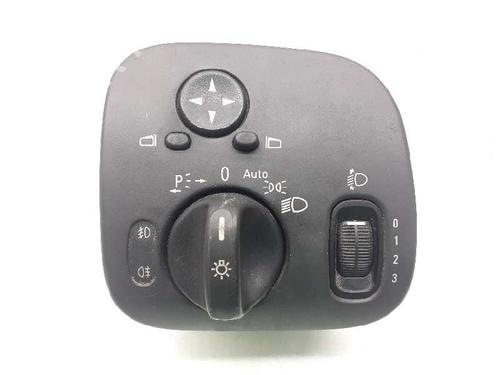 Used Headlight switch MERCEDES-BENZ C-CLASS Coupe (CL203) [2001-2011]  15097044