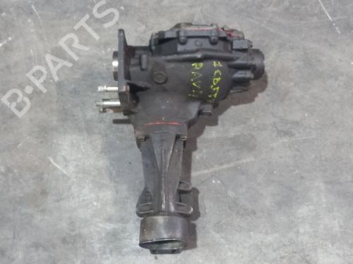 Differential, foran TOYOTA RAV 4 II (_A2_) 2.0 D 4WD (CLA20_, CLA21_, CLA20R, CLA21R) (116 hp) 29977395