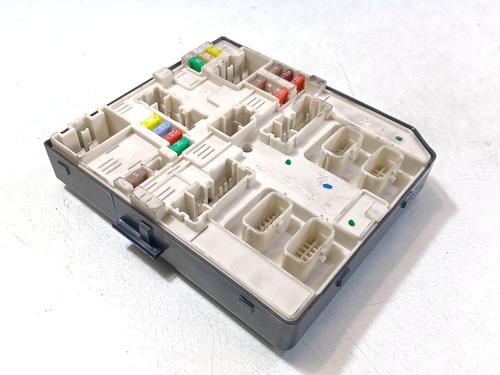 Used Fuse box Fuse box RENAULT MASTER III Van (FV) 2.3 dCi 110 FWD (FV0R, FV0W, FV1A) (110 hp) 35800909 35800909