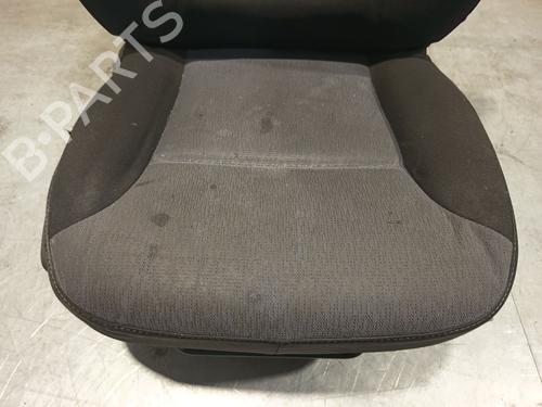 Right front seat OPEL VIVARO B Van (X82) 1.6 CDTI (05) | BP38112505C16 - Image 2