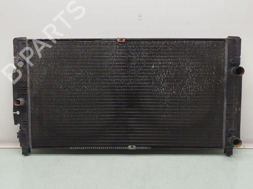 Używane Chłodnica wody VW TRANSPORTER T4 Bus (70B, 70C, 7DB, 7DK, 70J, 70K, 7DC, 7DJ) 2.5 TDI (102 hp) 30330168