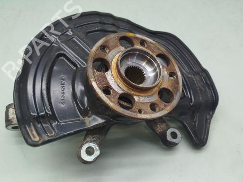 Used Left front steering knuckle MERCEDES-BENZ GLA-CLASS (X156) GLA 200 CDI / d (156.908) (136 hp) 25868599