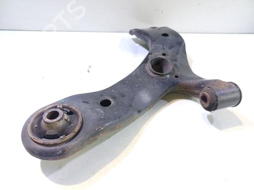 Left front suspension arm TOYOTA AURIS (_E18_) 1.8 Hybrid (ZWE186_, ZWE186R) | BP17753484M12 