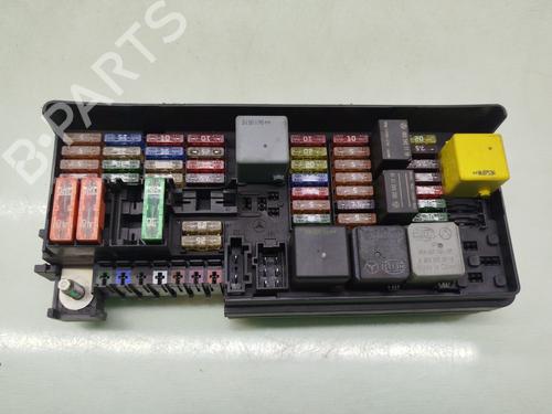 Used Fuse box Fuse box MERCEDES-BENZ M-CLASS (W164) ML 320 CDI 4-matic (164.122) (224 hp) 38703295 38703295