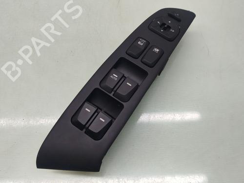 Venstre fortil elrude kontakt HYUNDAI ix35 Van CRDi (136 hp) 30111409