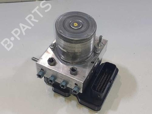 Used ABS pump MERCEDES-BENZ VITO Van (W447) [2014-2025]  13048098