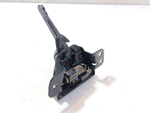 hood-lock-mg-mg-zs-suv-azs1-2017-33831994 main image