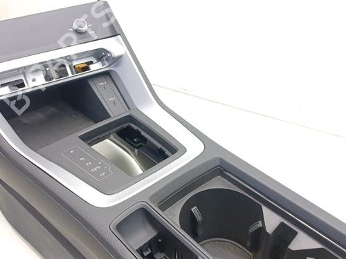 Armrest / Center console AUDI Q3 (F3B) 35 TFSI | BP32175670I20 