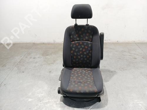 Used Right front seat Right front seat MERCEDES-BENZ VITO / MIXTO Van (W639) 115 CDI 4x4 (639.601, 639.603, 639.605) (150 hp) 35953562 35953562