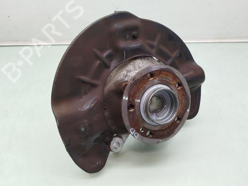 Used Right front steering knuckle Right front steering knuckle MERCEDES-BENZ GLA (H247) GLA 220 d 4-matic (247.715) (190 hp) 36037583 36037583