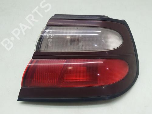 Used Right taillight NISSAN ALMERA I (N15) [1995-2000]  33016438
