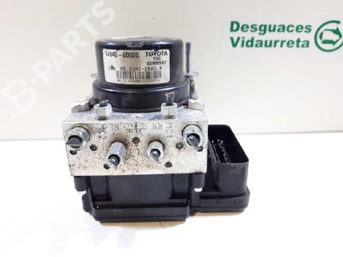 Used ABS pump TOYOTA YARIS (_P13_) 1.0 (KSP130_, KSP130) (69 hp) 3508412