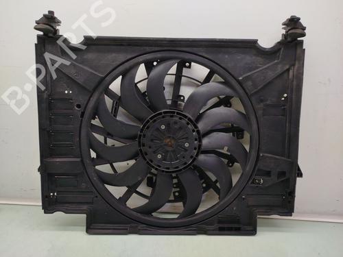 Used Radiator fan JAGUAR F-PACE (X761) 3.0 SDV6 AWD (300 hp) 22981674