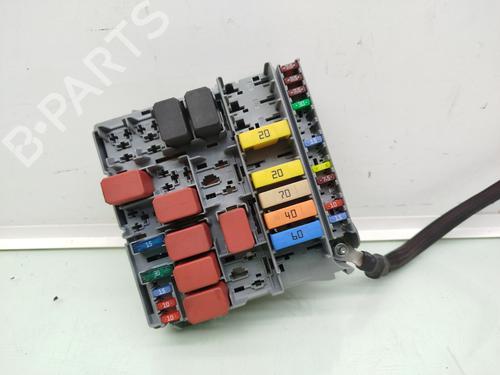 Used Fuse box FIAT 500 (312_) 1.2 (312AXA1A) (69 hp) 19405468