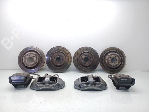 Used Right front brake caliper MERCEDES-BENZ C-CLASS T-Model (S205) AMG C 63 (205.286) (476 hp) 27388774