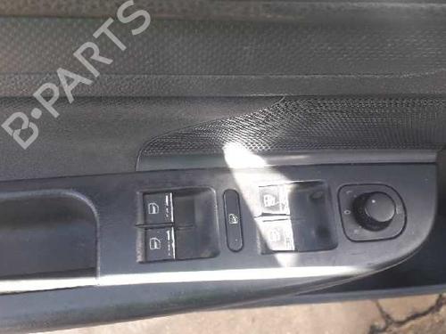 Sikringsdåse VW GOLF V (1K1)  | BP2835326E1 