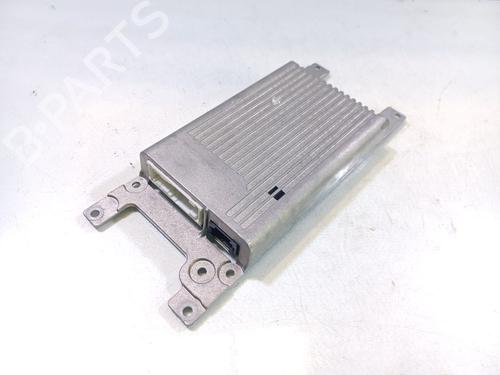 Used Electronic module BMW 5 (E60) 530 xi (258 hp) 20112425