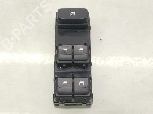 Used Left front window switch KIA STONIC (YB) 1.0 T-GDi Eco-Dynamics+ (101 hp) 32983391