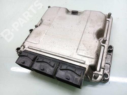 Engine control unit (ECU) RENAULT TRAFIC II Bus (JL) 2.5 dCi 135 (JL0D) | BP9827544M57 