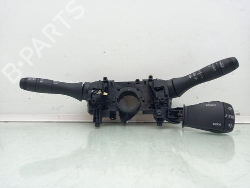 Used Headlight switch DACIA SANDERO III 1.0 SCe 65 (67 hp) 19700161