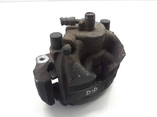 Used Right front brake caliper HONDA ACCORD VIII Estate (CW) 2.2 i-DTEC (CW3) (150 hp) 11560557