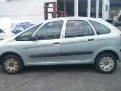 Left headlight CITROËN XSARA PICASSO (N68) 2.0 HDi | BP1302617C28 