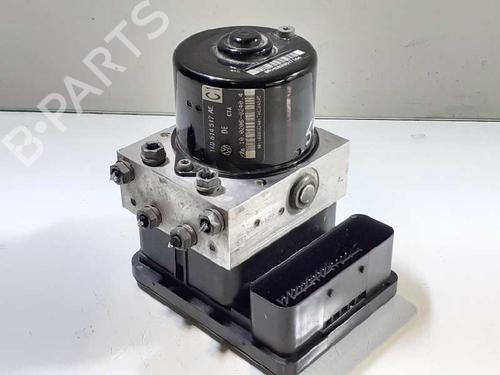 Used ABS pump AUDI A3 Sportback (8PA) 2.0 TDI 16V (140 hp) 7084434
